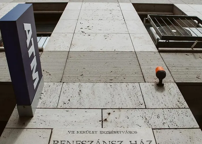 Szimpla - Free Parking Lägenhet *