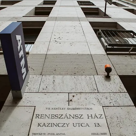 Szimpla - Free Parking Apartmán *